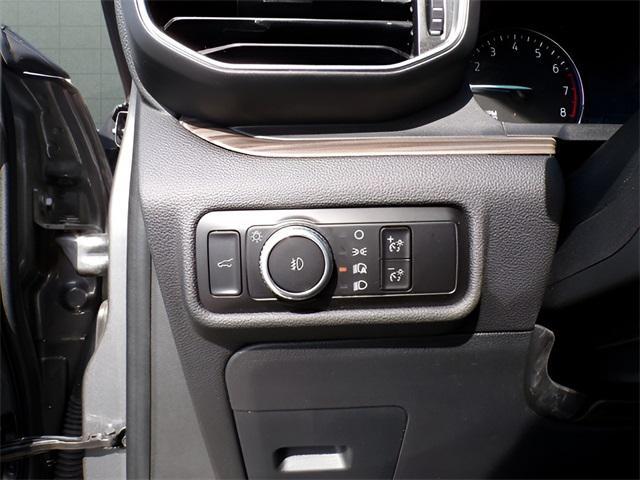 Photo of 2023 Gray Metallic Ford Explorer