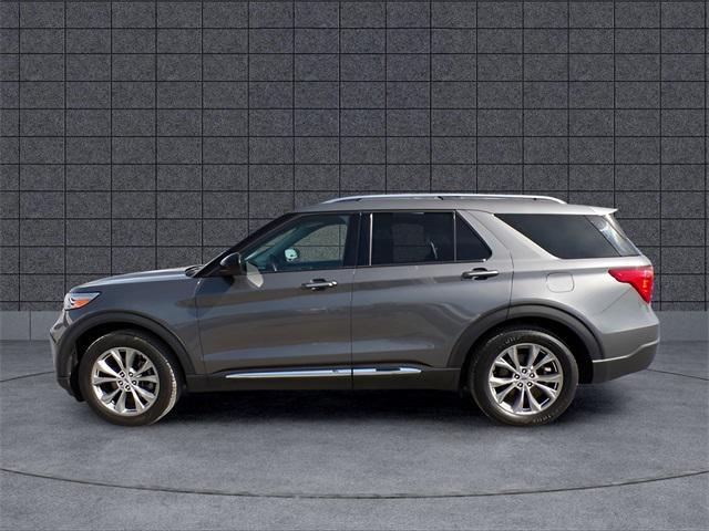 Photo of 2023 Gray Metallic Ford Explorer