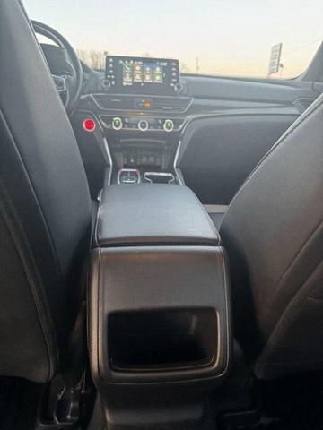 Photo of 2022 Sonic Gray Pearl Honda Accord Hybrid