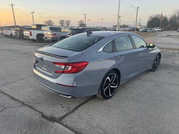 Photo of 2022 Sonic Gray Pearl Honda Accord Hybrid