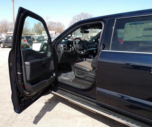 Photo of 2025 Carbonized Gray Metallic Ford F-150