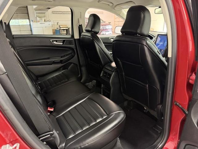 Photo of 2024 Red Metallic Ford Edge