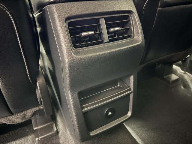 Photo of 2024 Red Metallic Ford Edge