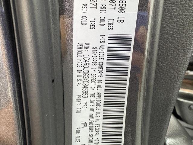 Photo of 2019 Granite Metallic Clearcoat Dodge Durango
