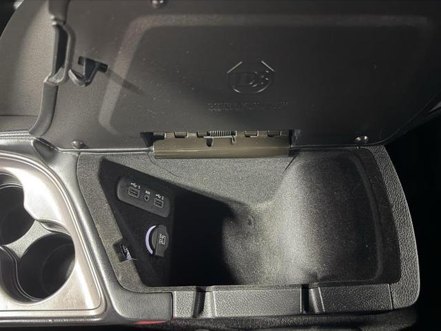 Photo of 2023 Pitch Black Clearcoat Dodge Challenger