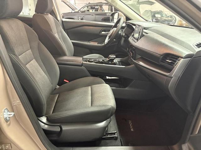 Photo of 2024 Baja Storm Metallic Nissan Rogue