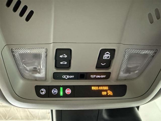 Photo of 2024 Summit White Chevrolet Malibu
