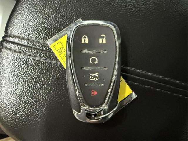 Photo of 2024 Summit White Chevrolet Malibu