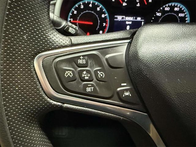 Photo of 2024 Summit White Chevrolet Malibu