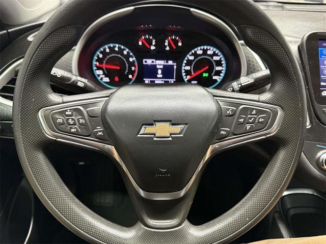 Photo of 2024 Summit White Chevrolet Malibu
