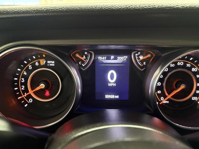 Photo of 2023 Bright White Clearcoat Jeep Gladiator