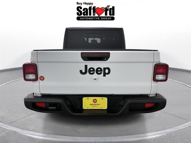 Photo of 2023 Bright White Clearcoat Jeep Gladiator