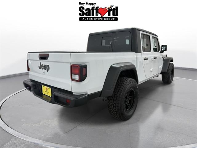 Photo of 2023 Bright White Clearcoat Jeep Gladiator