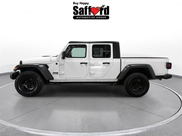 Photo of 2023 Bright White Clearcoat Jeep Gladiator