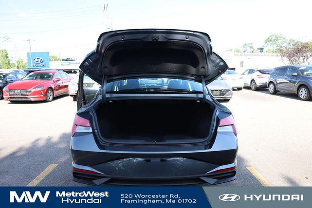 Photo of 2023 Portofino Gray Hyundai ELANTRA