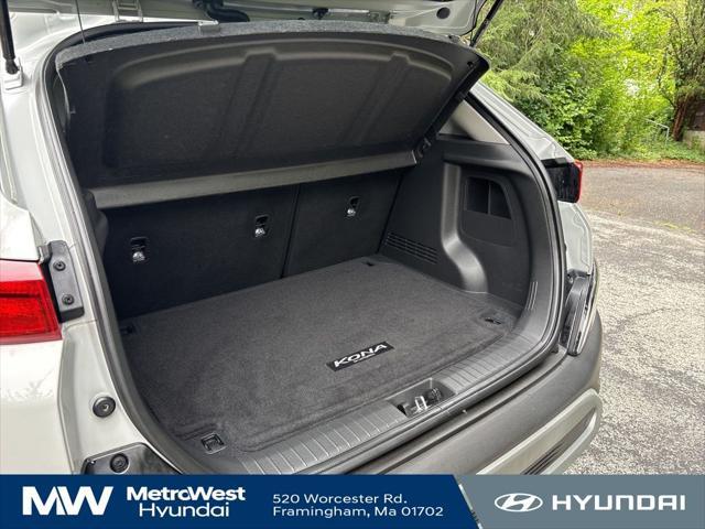 Photo of 2022 Cyber Silver Hyundai KONA