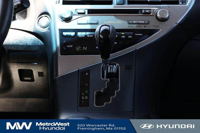 Photo of 2013 Silver Lining Metallic Lexus RX 350