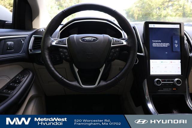 Photo of 2021 Star White Metallic Tri-Coat Ford Edge