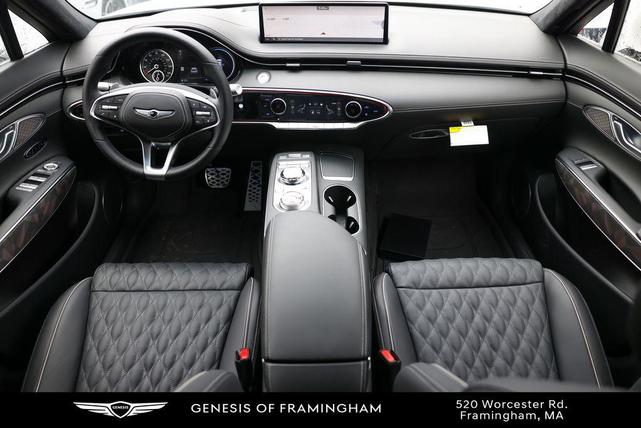 Photo of 2025 Alta White Genesis GV70