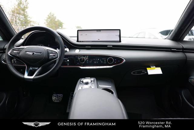 Photo of 2025 Alta White Genesis GV70
