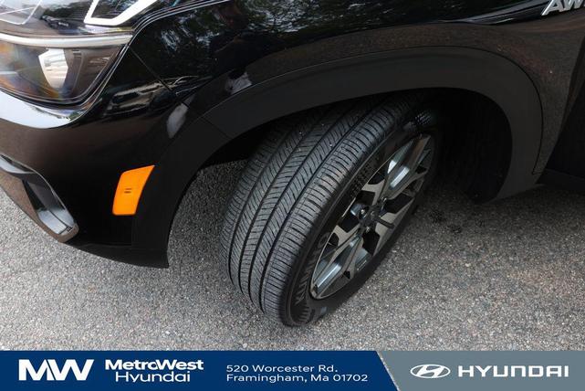 Photo of 2023 Cherry Black Kia Seltos