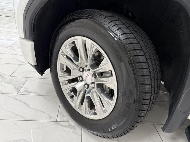 Photo of 2021 White Frost Tri-Coat GMC Sierra 1500
