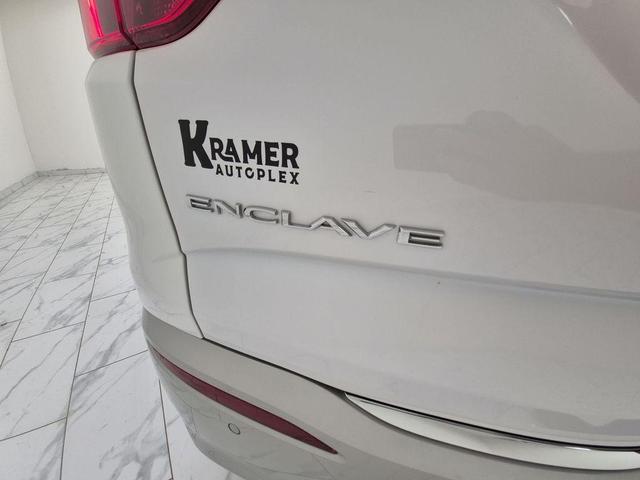 Photo of 2023 White Frost Tri-Coat Buick Enclave