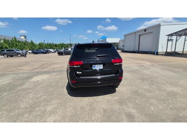 Photo of 2018 Diamond Black Jeep Grand Cherokee