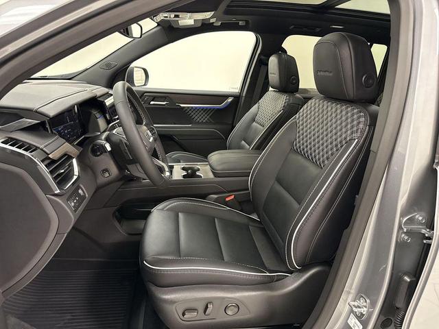 Photo of 2025 Sterling GMC Acadia