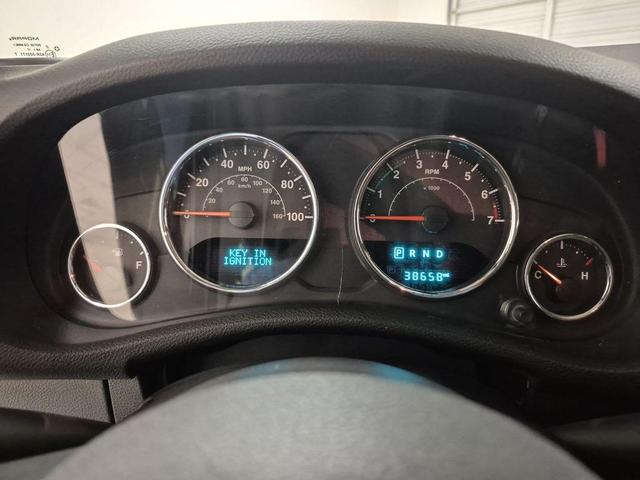 Photo of 2017 Granite Crystal Clearcoat Metallic Jeep Wrangler