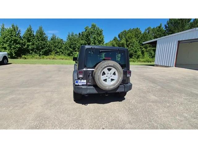 Photo of 2017 Granite Crystal Clearcoat Metallic Jeep Wrangler
