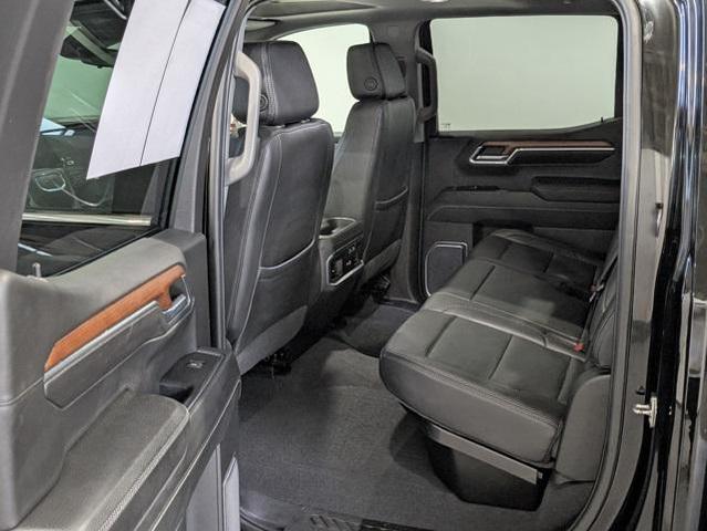 Photo of 2022 Onyx Black GMC Sierra 1500