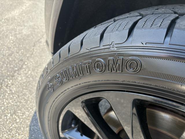 Photo of 2021 Granite Crystal Metallic Clearcoat Jeep Grand Cherokee