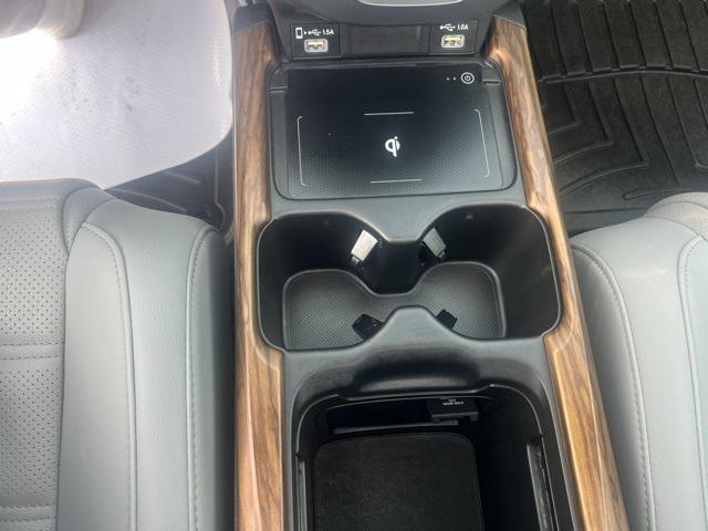 Photo of 2022 Silver Metallic Honda CR-V