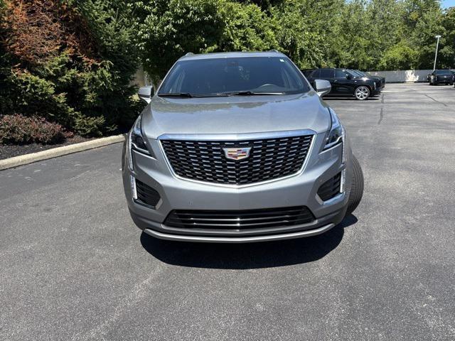 Photo of 2023 Argent Silver Metallic Cadillac XT5