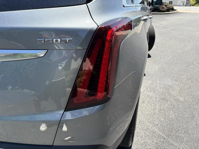 Photo of 2023 Argent Silver Metallic Cadillac XT5