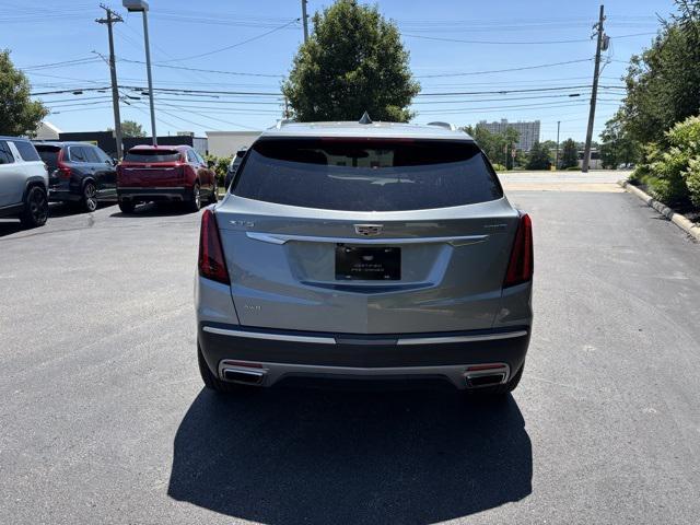 Photo of 2023 Argent Silver Metallic Cadillac XT5