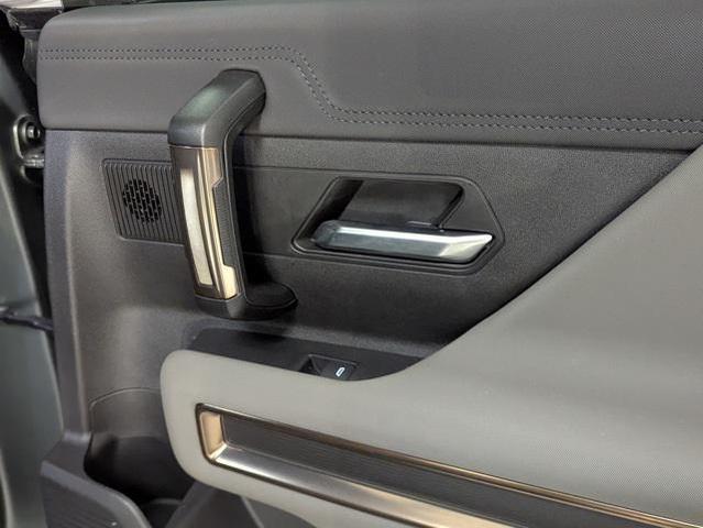 Photo of 2024 Moonshot Green Matte GMC HUMMER EV SUV