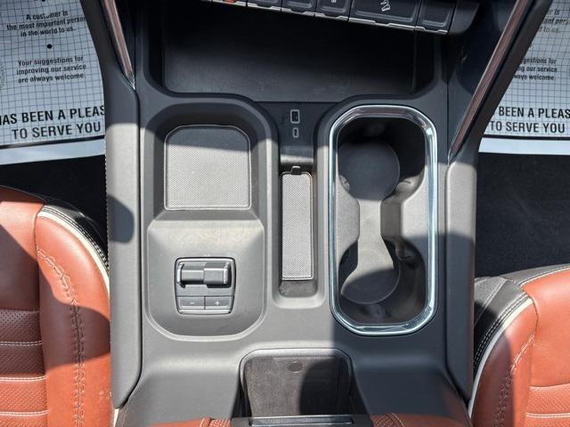 Photo of 2024 Onyx Black GMC Sierra 2500