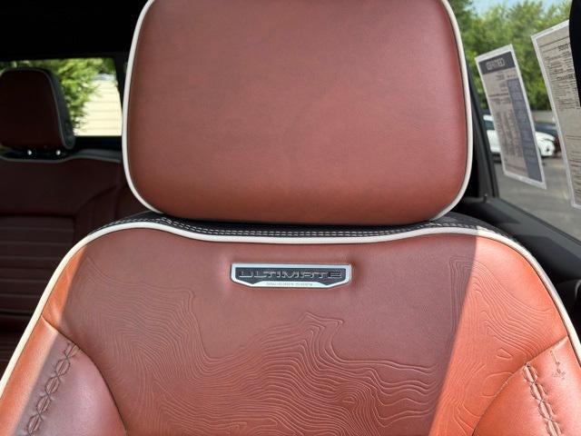 Photo of 2024 Onyx Black GMC Sierra 2500
