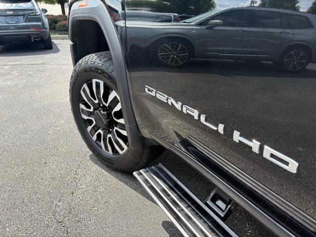 Photo of 2024 Onyx Black GMC Sierra 2500