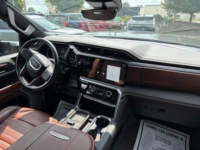 Photo of 2024 Onyx Black GMC Sierra 2500