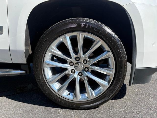 Photo of 2019 Crystal White Tricoat Cadillac Escalade