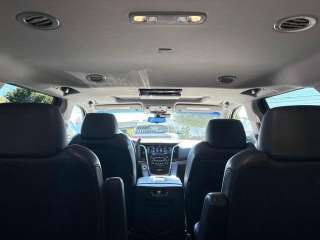 Photo of 2019 Crystal White Tricoat Cadillac Escalade
