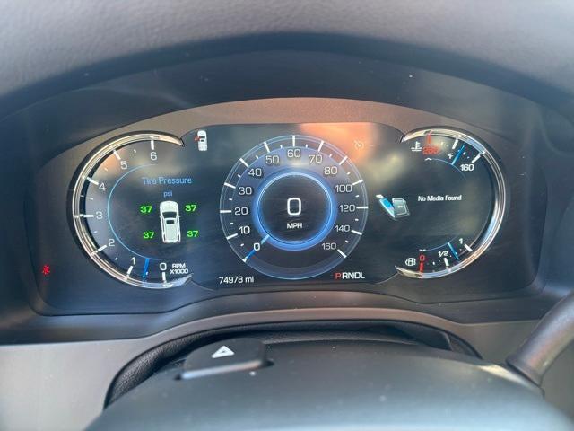 Photo of 2019 Crystal White Tricoat Cadillac Escalade