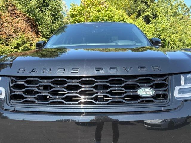 Photo of 2020 Black Land Rover Range Rover Sport
