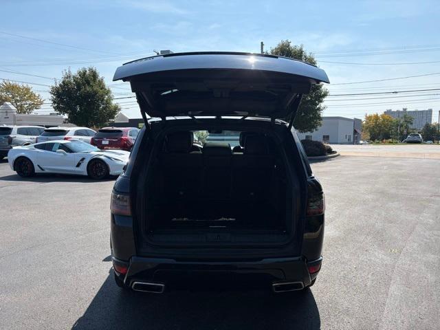 Photo of 2020 Black Land Rover Range Rover Sport