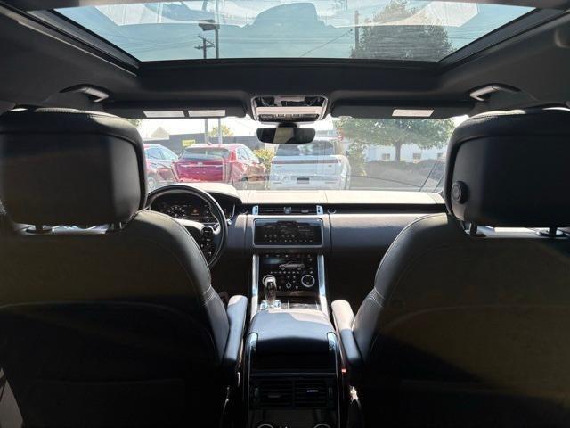 Photo of 2020 Black Land Rover Range Rover Sport