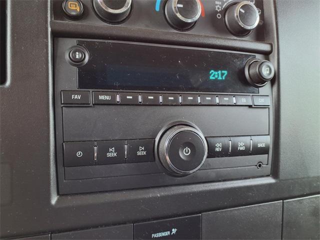 Photo of 2023 Summit White GMC Savana 2500