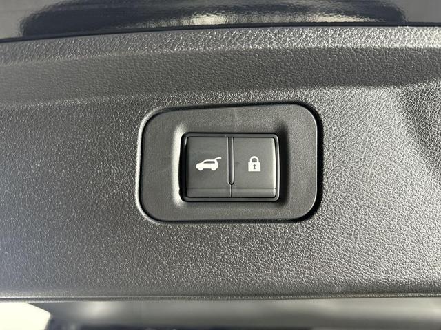 Photo of 2025 Black Nissan Armada